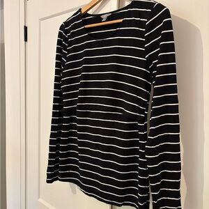 Thyme Maternity Black and White Striped Women's Top